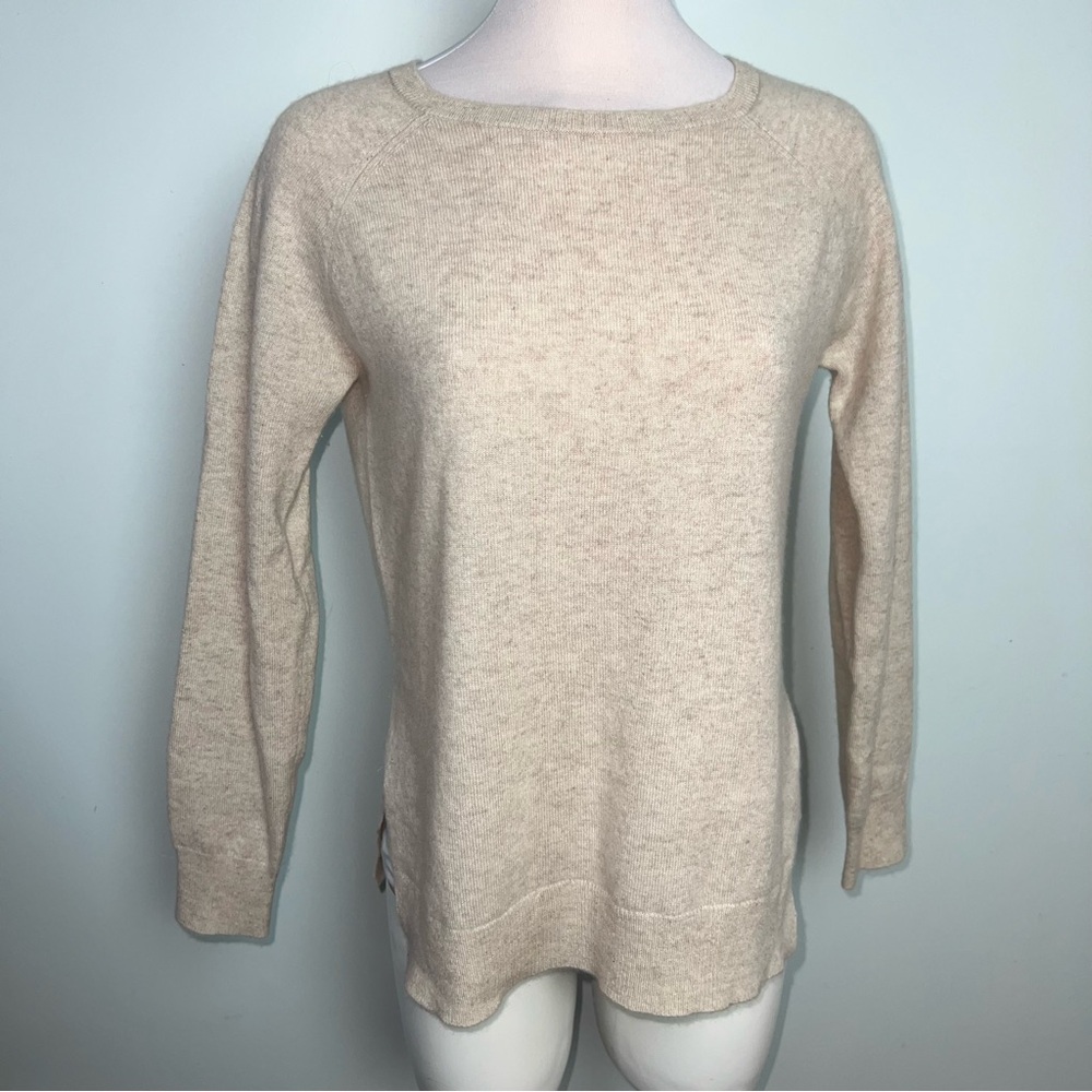 Garnet Hill 100% Cashmere Women's Oatmeal Beige Crewneck Sweater Size Medium